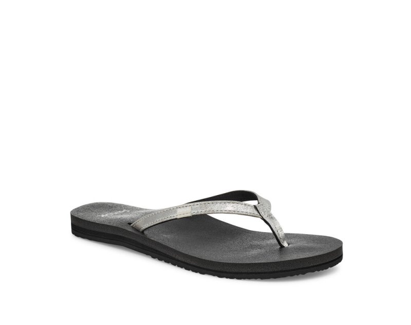 Women Sanuk Yoga Joy Shimmer Flip Flops Silver | WHZ741290